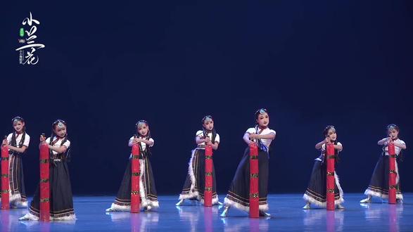 这支群舞的藏族风味值拉满藏族群舞《酥油飘香》
#小兰花奖# #小兰花小小舞蹈家#藏族剧目 #少儿舞蹈
