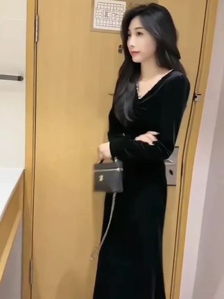 长袖长裙连衣裙显瘦气质时尚黑色开叉修身轻奢法式长款收腰包臀裙#早秋穿搭 #穿出自己的风格 #好物推荐🔥