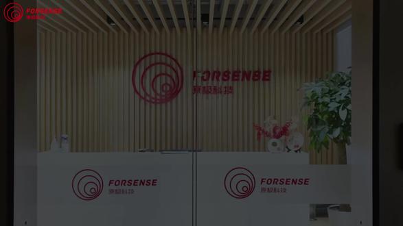 看原极科技IMU惯导如何化身人形机器人的 "机械小脑"! #洗脑警告 !《小小机器人》 当《穷开心》的旋律遇上硬核科技 ,看原极科技IMU惯导如何化身人形机器人的 "机械小脑"!它像机器人的神经,实时输出姿态数据稳控平衡,协同雷达视觉精准导航,让机器人步态稳健、转向灵活。接下来就由我们的小心同学 用歌声和舞蹈带大家一起探索原极科技在人形机器人领域的优势。#穷开心 #原极科技 #人形机器人 #惯性传感器#惯导#MEMSIMU#IMU#陀螺仪#加速度计#角速度#智能小脑#控制系统#传感器#导航定位#姿态传感器#AHRS#人形机器人行走#具身智能#风口#标定#ros#传感器阵列技术#惯导在人形机器人中的作用