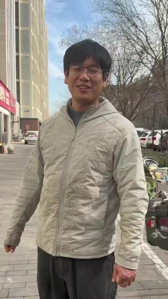 黄黄这不得开心坏了,女朋友得着了#骏良 #米花