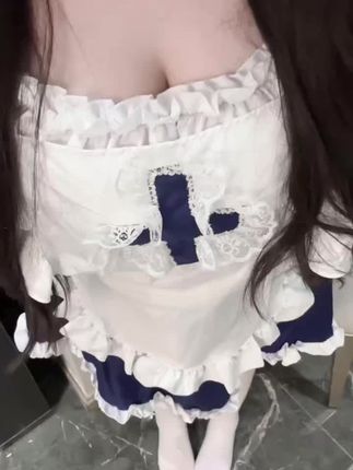 我要吃的胖敷敷 #萝御 #御姐 #反差 #微胖女生 #女仆装
