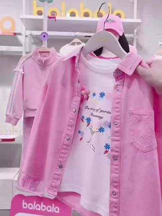 #牛仔外套 #高品质童装 巴拉巴拉balaone女童衬衫儿童长袖2025新款秋全棉牛仔衫舒适外套#巴拉巴拉 #面料柔软舒适 #谁穿谁好看
