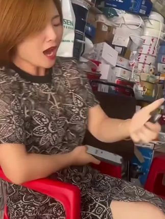#看一遍笑一遍 #是时候展现真正的技术了 #防不胜防的套路 #哈哈哈娱乐一下😂😂😂 #恶搞爸妈