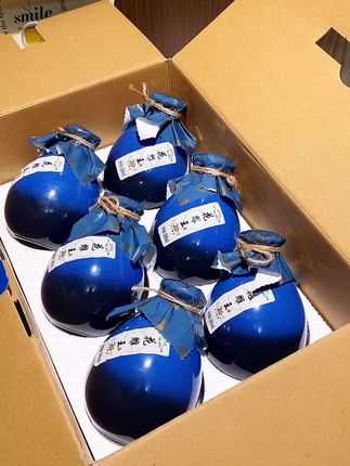 绍兴20年陈花雕酒,醇香入喉,用它来配鲜嫩春笋、清甜河鲜,一口尝尽,方知何为江南至鲜至醇的春日滋味。#原创视频 #黄酒 #好喝不贵 #性价比 #强烈推荐