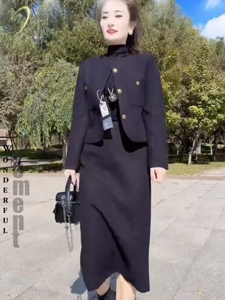 #半身裙套装 #秋天穿搭 #洋气百搭 #减龄套装
