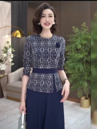 高端时尚假两件连衣裙女2025春秋新款轻奢洋气收腰显瘦气质中长裙#中年女装连衣裙子 #遮肉显瘦穿搭 #藏肉显瘦穿搭 #时尚气质穿搭 #早秋穿搭