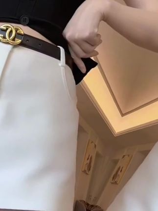 高级感不透色白色短裤 回复 @许多钱的许的评论 #通勤搭配 #小个子显高显瘦穿搭 #仪式感穿搭 #不透色白色短裤 #无限回购的宝藏单品