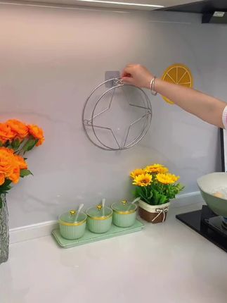 厨房里备上这个#隔热架 可以放各种锅避免台面烫伤 也可以是个蒸架,虽然便宜,质量可没话说#蒸架 #厨房好物