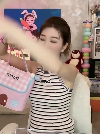 新升级款小房子化妆包来了#化妆包 #化妆包推荐 #化妆包测评 #学生党平价安利