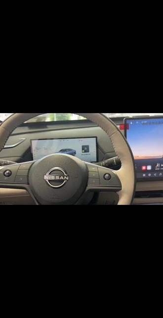 #天籁鸿蒙 #东风日产 #新车上市 #日产天籁 #鸿蒙座舱 以流光智美勾勒优雅轮廓,用鸿蒙黑科技赋能出行日常——天籁·鸿蒙座舱,让每一次出发都成为享受。90%软包覆盖的零甲醛座舱,羽砂灰与幻影紫专属配色,视觉与触感双重治愈;SPA级按摩座椅+气动腿托,长途车程也能久坐不累,“女王副驾”让副驾成为移动休憩区。离线导航不迷路,车机手机无缝连,OTA持续升级让智能常新;2.0T VC-Turbo超变擎6秒级破百,动力与平顺兼得。13.99万起售,七大权益总价值4万,把科技平权、舒适越级的出行体验,带给每一个懂生活的你。