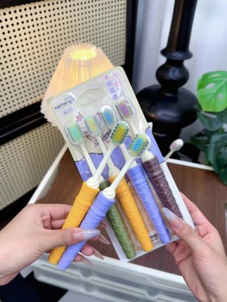 这款冰淇淋手柄的凸面牙刷来了,价格也是很给力,姐妹们赶紧囤起来吧#牙刷#牙刷推荐 #牙刷软毛 #好物推荐🔥
