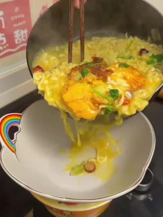 【粗粗的面】今麦郎乌冬面美味鲜香 招牌豚骨 老母鸡汤 10袋装-LC#强烈推荐 #美食 #吃货 #泡面神仙吃法