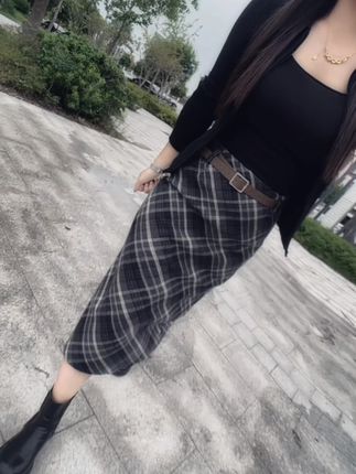 不要听一个人对你说了什么,要看他为了做了什么,永远都不要被廉价的语言而感动,毕竟,那都是不需要成本的。#显瘦穿搭 #时尚百搭 #秋季穿搭