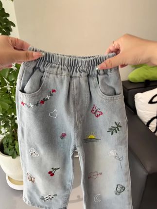 哇塞,巨高品!孩子上身巨百搭巨舒服,刷到真的放心入! #夏季穿搭 #高品质童装 #面料柔软舒适 #源头实力厂家 #百搭裤子