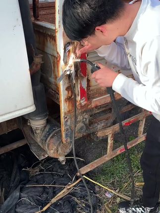 电焊安全帽电焊帽#电焊安全帽#电焊安全帽面罩#电焊帽