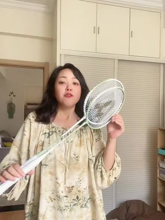 小孩子出门打球一定要带,#羽毛球拍 #暑假嗨玩计划 #运动长高