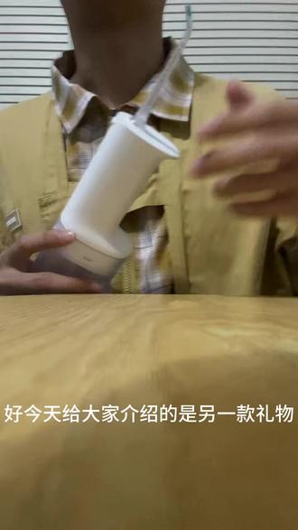送礼物之冲牙器 冲牙器选择之小米冲牙器2代#冲牙器 #礼物 #冲牙器测评 #送礼物#小米