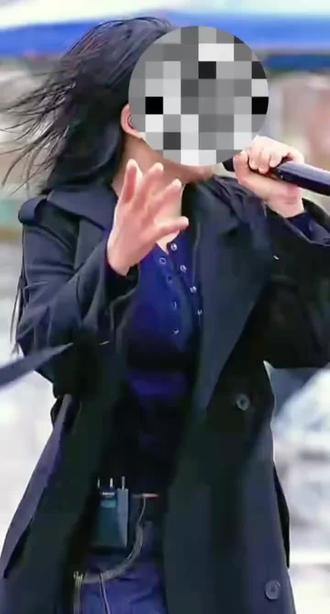 1915和5233
原本相安无事
没有交集,没有冲突
黑妹1588不代表1915
1588粉丝不能挂着1915
绑架才粉1915维护1588
1588自己在外面惹麻烦
不要影响1915和班长
郭有才班长和1915
在全网的声誉不能让
挂着1915马甲的1588毁掉
#郭有才#河南三妹#放下放下姐#黑妹#一五班
@抖音小助手 @DOU+小助手 @郭有才(今晚7点相聚广州白云印象产业园) @苏畅V¹⁹¹⁵ @放下1219【优尔胶囊】 @修正堂医药专营店 @辉煌金牛¹⁹¹⁵(莱克诗瑞·丰润) @海阁 @黑妹1915一五班(商务) @黑妹¹⁹¹⁵一五班下午3点开 @秦科一五班 新歌《余生别再打扰》 @九公子(一五班) @蔡旺旺¹⁵⁹⁵(一五班) @海璐🦌¹⁹¹⁵⁻⁶⁶下午5点开播 @江军¹⁹¹⁵⁰⁹(一五班)新歌金牛的歌 @琼谣¹⁹¹⁵⁶¹🎙️(一五班)早9点 @文文¹⁹¹⁵⁵⁵(一五班) @雪婷¹⁵²¹(一五班)中午11:55开播 @六六¹⁹¹⁵¹⁵(一五班) @青儿¹⁹¹⁵🎤⁷²(一五班) @梦茹 一五班(中午12点半直播) @鸿雁 1915¹¹(一五班)下午3点直播 @鲸鱼🐳 ¹⁹¹⁵打坐中 @祥子(才派脱口 1915) @陈十一 @妃儿🍊 ¹⁵²⁰(一五班)下午三点播@小鹏¹⁹¹⁵¹⁸一五班 @九公子(一五班) @海璐🦌¹⁹¹⁵⁻⁶⁶下午5点开播 #一五班 #河南三妹