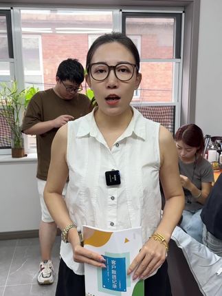 聪明的老板都会给自己的员工备上, 这个客户跟进记录本,高效利用客户资源,大大提高成交率#客户跟进 #销冠