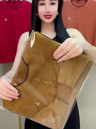 高档小天鹅圆领针织衫#针织衫#秋季穿搭