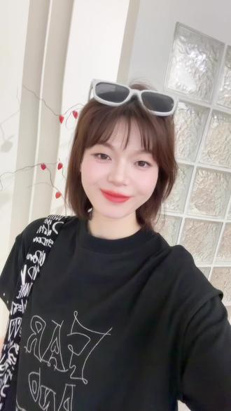 早春上新,春日“浪漫”包裹派送中🦋你的花期由你来定义🆕#阿玛施 #跟着春晚学穿搭 #早春高智感穿搭合集 #当我用颜色打开四季变装