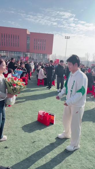 儿子成人礼,祝未来的日子一切顺心