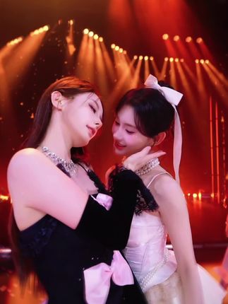 全场目光向我看齐@☀️王老师 #王老师 #女团