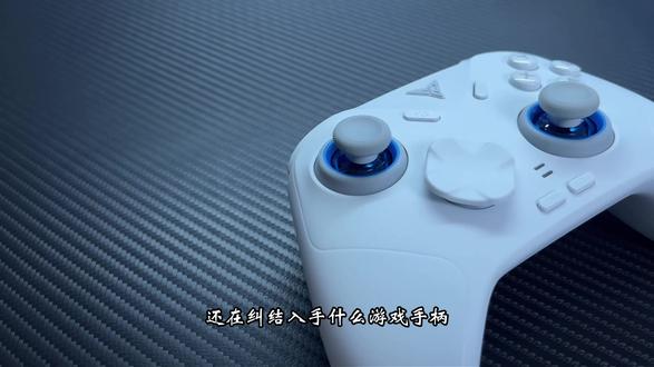 百元价位实现旗舰级体验,全新升级的飞智冰原狼 4,妥妥的外设性价比卷王。#飞智冰原狼4 #游戏手柄 #飞智 #游戏外设 #三角洲行动