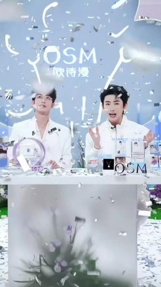 主持VLOG🎤|太空一声巨响💥沛恩闪亮登场📸 .
又和沛恩同学#李沛恩 一起合作了!
在见面的日子里他和你们快乐相聚🫂
在没见面的日子里他精进自身,热爱生活🌱
这次我觉得也很有意思哈哈,开场一位帅气的男子剪影映入眼帘(沛恩os:最近健身没白健🏋️)
然后游戏环节化身宠粉小🐰为了给你们赢取福利,咱就是说他绝对努力了,撒娇撒脸、晚安语音、第一视角护肤等等好多好有意思的不行😏
没看的大家记得去看啊👀下次再见!
#杨亘 #主持人杨亘