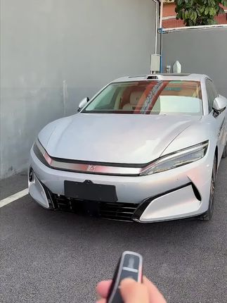 车内饰脏了不要急,快点试试这款内饰镀膜湿纸巾吧#内饰深度清洁 #镀膜湿巾 #清洁神器 #汽车好物