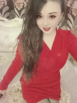 告诉你一个永远不会受伤的心法,那就是上天给你什么,你就接受什么,上天拿走你什么,你就放弃什么,命里有时终须有,命里无时莫强求,得之我命,失之我幸。你所有的失去,都是你的幸运,那是老天在保护你,帮你筛选,过多的强求,痛苦的是自己,凡事皆有度数!