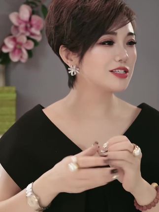 铜合金合成锆石耳饰 气质轻奢时尚百搭小众简约设计师精致耳环#热门#热门音乐🔥