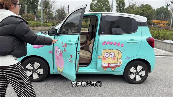 #五菱 我们五菱新车提回家,一定要去装上这个重要的小配件,已经有不少的车友中招了,装好后,美观协调,能有效的吸收大力关车门时的震动,铁打铁的声音也消失了,如果你平时用车时也会被亲朋好友大力关门的话,那这个硅胶减震垫建议一定要安排上。#门锁硅胶保护套 #五菱门锁硅胶垫 #汽车好物推荐 #我与汽车的日常