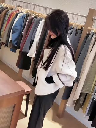 2025秋季新款时尚显瘦气质网红高档套装女高级百搭宽松大码两件套@DOU+小助手