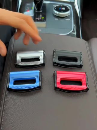 安全带限位器,能有效防止勒脖子、勒肚子#汽车用品 #安全带限位器 #汽车好物 #安全带固定器