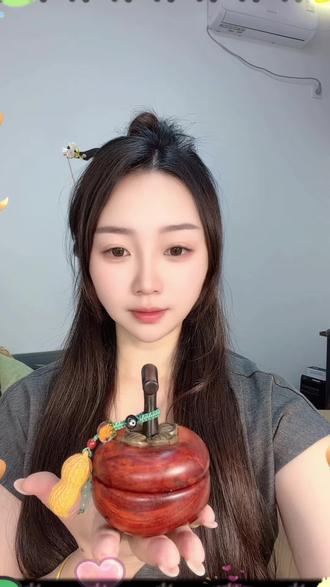 新品柿柿如意 好柿发生头疗梳上新。适合偏头痛 颈椎颈椎不舒服的比较疲惫的人群。 匠心手作#青丝木艺#青丝工艺品@抖音创作灵感