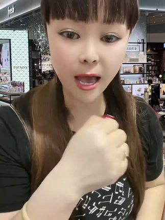 leezi 1993/莉兹燕窝肽修颜粉底液不沾口罩遮瑕防汗服帖自然色#精致女人精致生活 #女人一定要爱美 #你值得拥有美好的一切 #超好用的粉底液 #粉底液