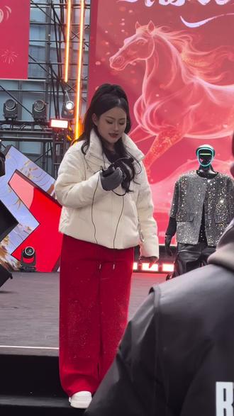 唐三妹AK大舞台赵小建开播 #赵小建 #AK大舞台 #洗面奶 #美白 #超便宜超划算