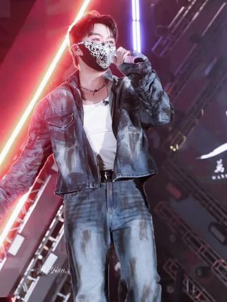 翻开回忆角落@𝑇.北夜ʸ #北夜 #北夜二创 #听潮阁北夜 #北夜线下 #听潮阁歌手音乐节现场