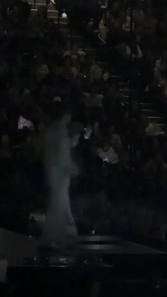 穿着睡衣说好喜欢我是啥意思#像晴天像雨天 #小晴雨#汪苏泷演唱会 #汪苏泷纽约