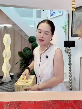 用看动画的方式让孩子理解《木兰诗》唧唧复唧唧,木兰当户织。 诗词经典唯美古诗词 #语文 #文言文 #启蒙早教 #磨耳朵