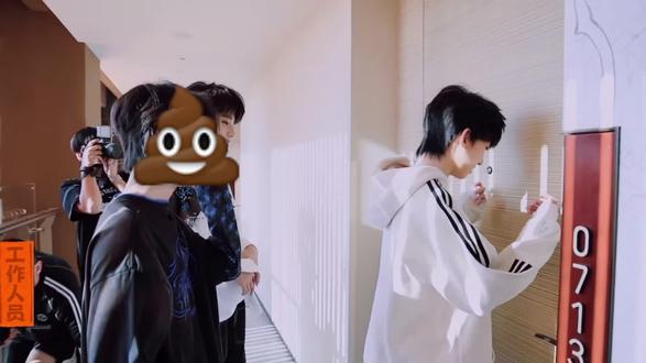 欢迎收看表弟的大型飙戏现场#橹穆 #物料 #情侣 #甜甜的恋爱 #追星