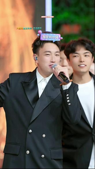 王小宁年度三周年年度盛典盛大启幕✨5月8—9日相约飞马水城梦想舞台,三载时光淬炼,初心始终如一!奔赴约定,不负热爱!#海澜飞马水城 #海澜飞马梦想舞台 #王小宁 @王小宁🎤(5月8-9号三周年生日庆)