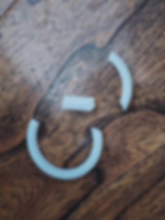 🗣网上都说镯子碎了会挡灾,相信一切都会破解困境,以后一定会岁岁平安,顺风顺水!⌛️☀️🌤