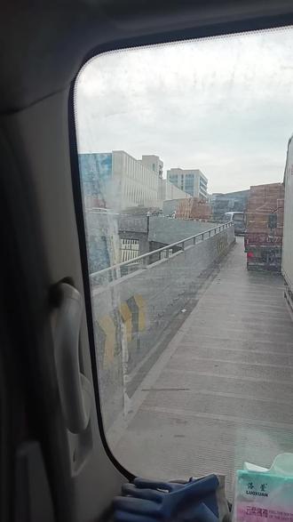 深国际物流园是天天堵车了