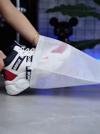 颜值、质量、性价比都拉满了!穿在脚上舒服透气,搭配衣服也巨百搭#好穿不累脚#百搭鞋子 #时尚百搭 #男鞋#好鞋推荐 @巨量千川
