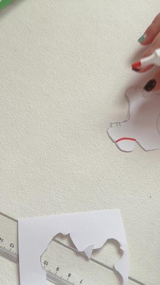 亲子手工必备!这个白胶粘性强针管还超细~ 边边的地方用起来真方便,小朋友放心玩不溢胶
#白胶#白乳胶 #亲子手工 #儿童手工 #新年折纸