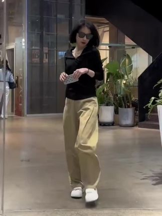 香朵儿时尚潮流百搭精品女装套装2025春秋季新款卫衣弯刀裤两件套#潮流穿搭