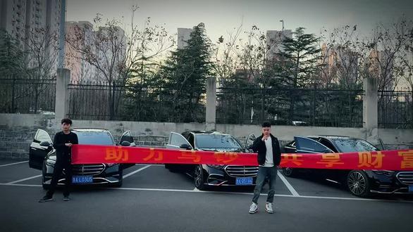 2026年马年纪念钞(简称“马钞”)预约及相关信息(合法 正规 安全)
一、预约时间
1. 马钞预计于2025年12月底—1月初开启线上预约,具体预约时间为当晚22:30,该时间设定旨在与马年纪念币实现错峰预约。
2. 此预约时间基于生肖系列前两枚纪念钞(龙钞、蛇钞)的发行惯例,并结合部分消息来源推测得出,最终准确时间需以央行官方公告为准(注:纪念币线上预约通常于22:00启动)。
二、任何人不需要垫资只需要预约,我们负责资金!
三、约超不是百分之百能约上,但是我们在临🐎超开放前一晚会集体培训,约上的概率会大大增加。
四、自己有团队没钱垫资没渠道的可合作,资金充足。
欢迎咨询❗️