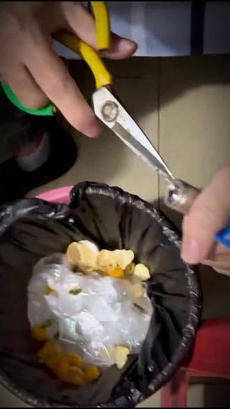 劣质充电宝揭秘与优质款推荐 揭秘劣质充电宝问题,推荐优质充电宝,快充安全性价比高。#充电宝#二伯充电宝#超级快充充电宝